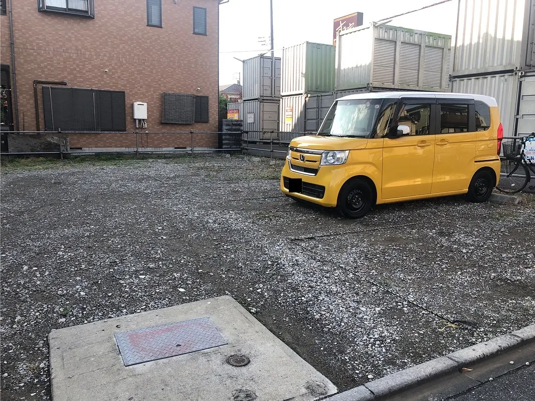 足立区六木２丁目　月極駐車場